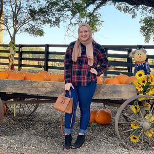 Meet your Posher, Nadia